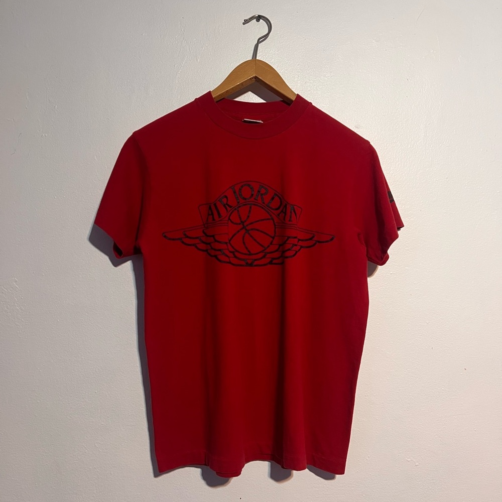 RARE 1994 Nike Air Jordan 1 Wings Logo Chicago/Bred Colorway shirt vintage VTG